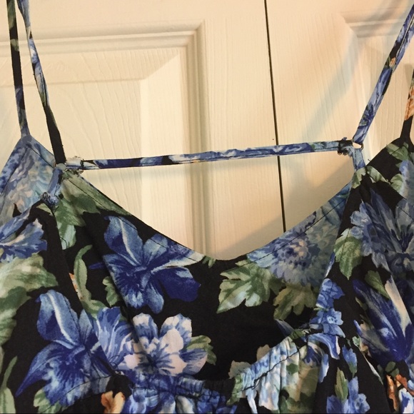 Forever 21 Floral Hawaiian print tank top - Picture 4 of 5